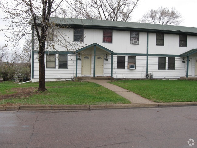 Building Photo - 5600 4th St NE