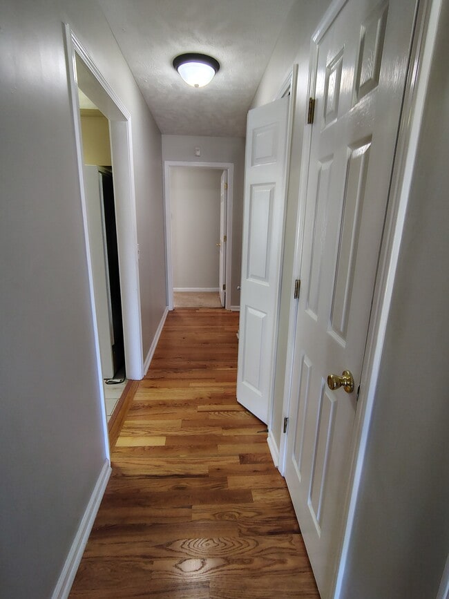 Foto del edificio - 688 Almondwood Pl