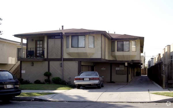 Building Photo - 1417 Coronado Ave