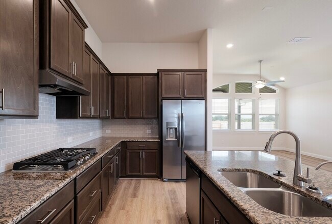 Building Photo - 2052 Stephanie Ave