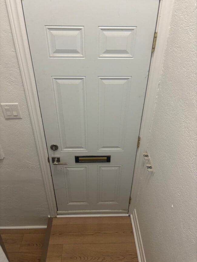 Private side entrance - 8 White Pine Av
