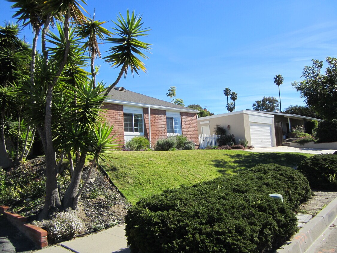 2968 Alta Laguna Blvd, Laguna Beach, CA 92651 House for Rent in Laguna Beach, CA