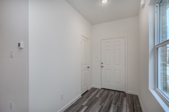 Foto del edificio - 1708 Marquette Rd