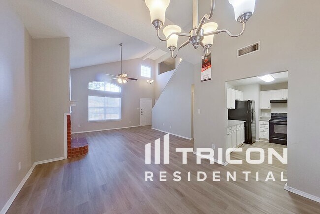 Foto del edificio - 404 Moss Hill Dr