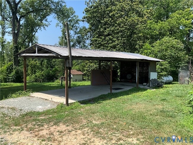 Foto del edificio - 17220 Royalton Rd