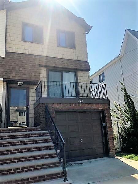 Building Photo - 278 Finley Ave