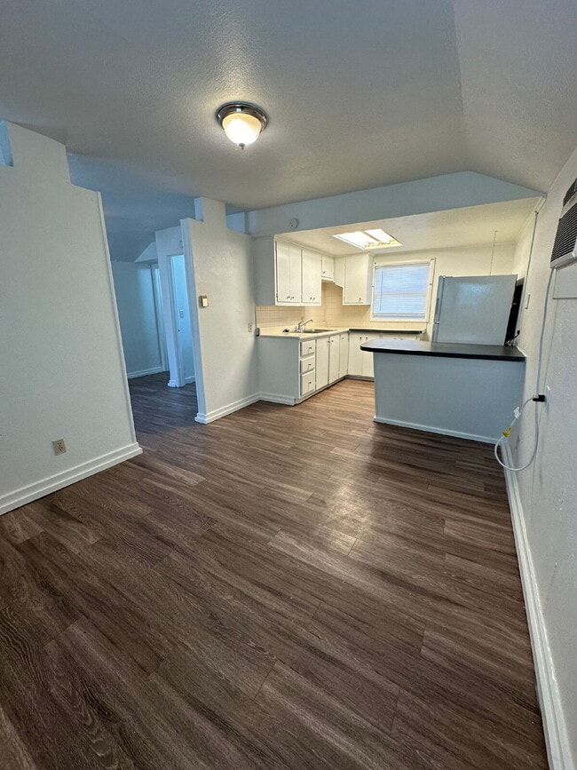 Building Photo - Cozy 1 Bedroom Close to TTU!!