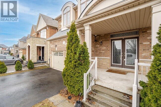 Building Photo - 36 Intrigue Trail