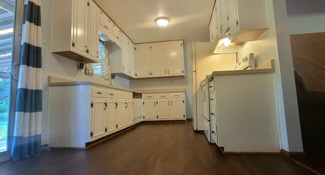 Building Photo - 4205 NW 57th Ter