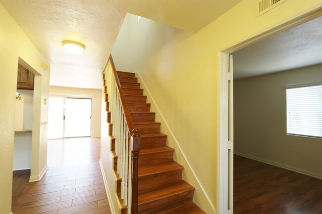 Building Photo - 1716 S Mountain Ave