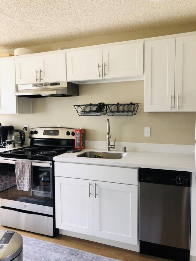 Building Photo - 2 bedroom in Seattle WA 98103