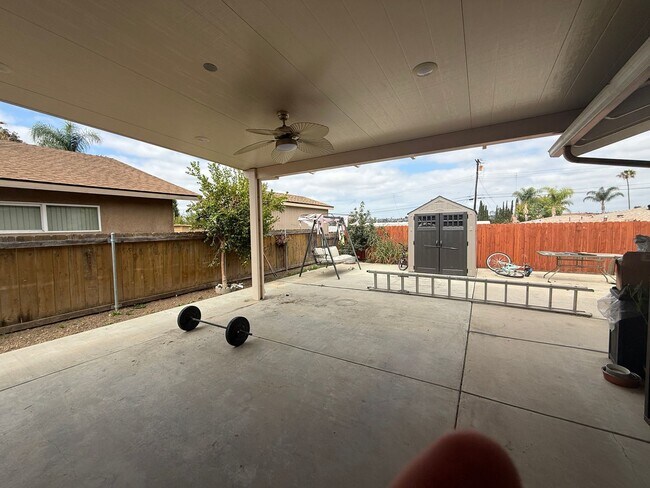 Foto del edificio - Beautiful Spring Valley home