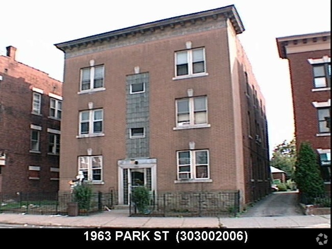 Building Photo - 1963-1965 Park St