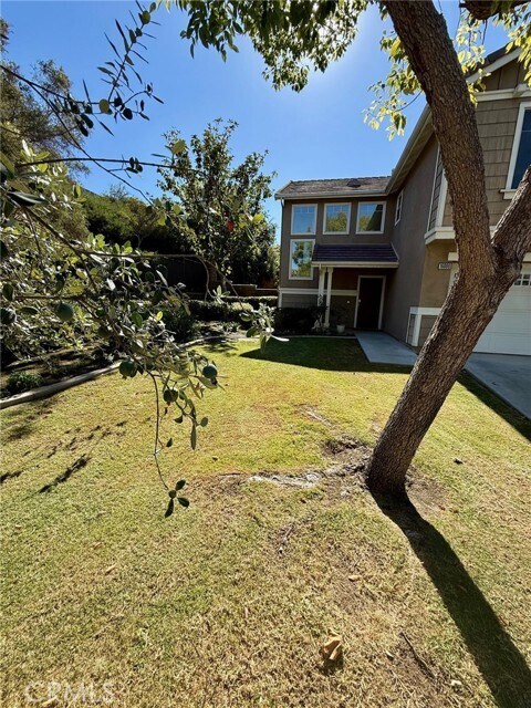 Foto del edificio - 16000 Carlton Ct