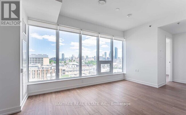 Photo du bâtiment - 203 College St