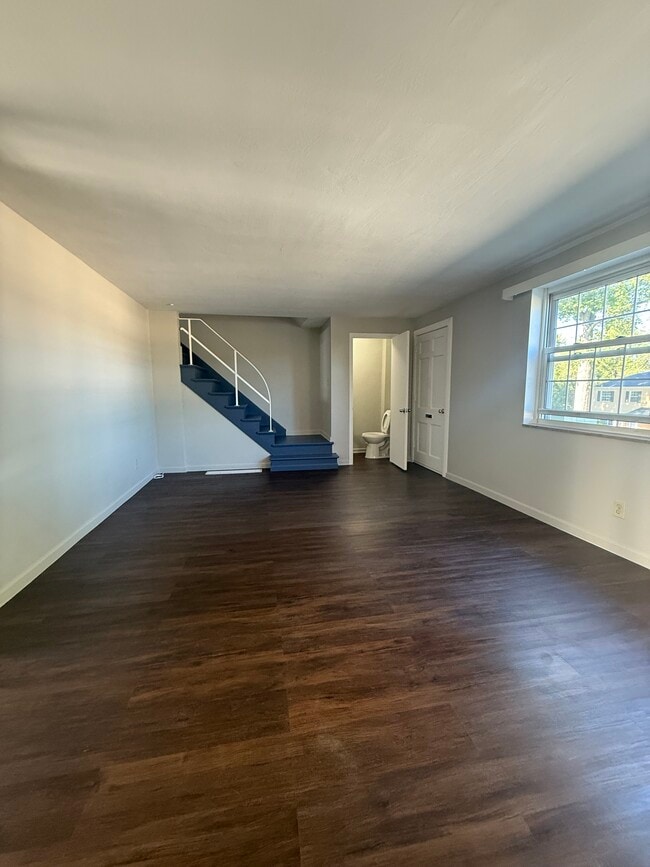 Photo - 9 Chapel Dr House