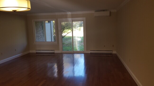 Foto del edificio - 11 Cedarland Ct