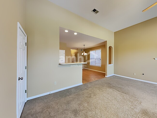 Foto del edificio - 8739 Overcup Oaks