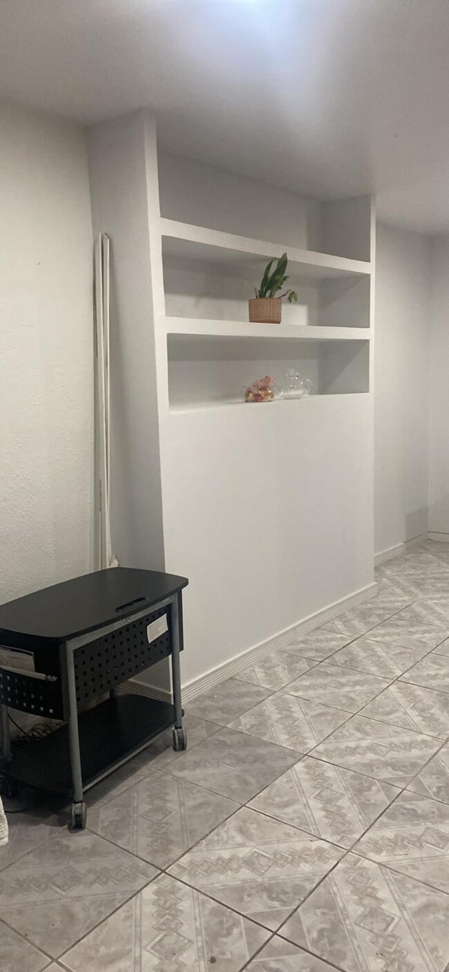 Foto del edificio - 11057 Wright Rd