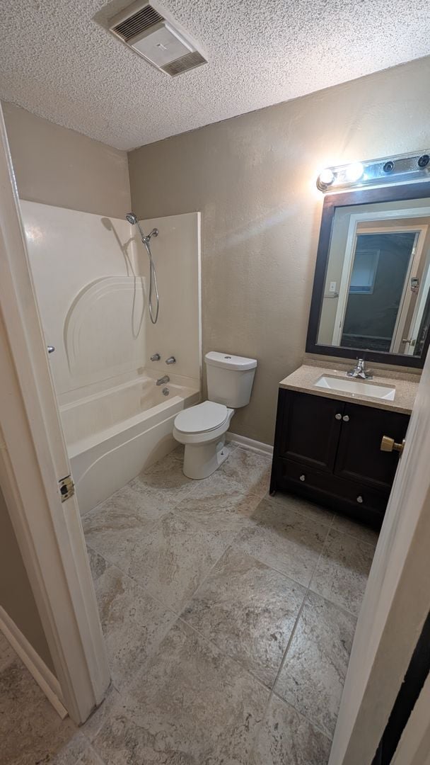 Foto del edificio - 3 bedroom home in Northside Terrace
