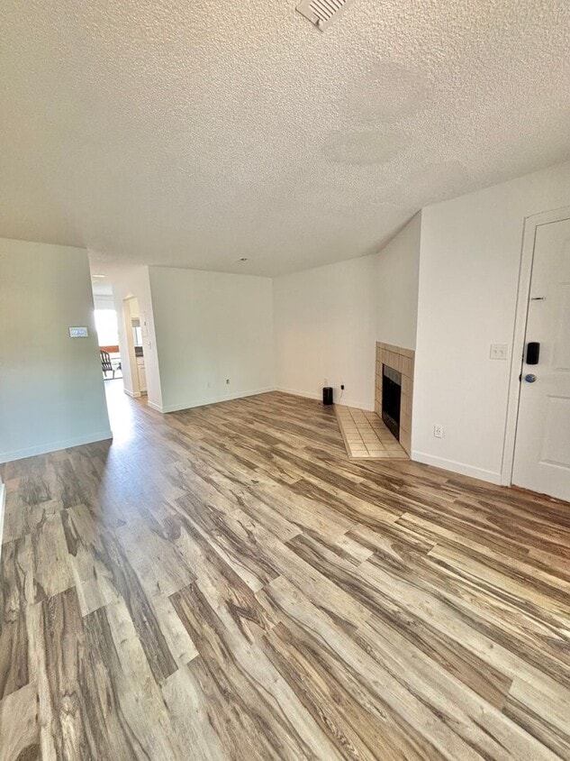 Photo - 8910 Fox Dr #14
