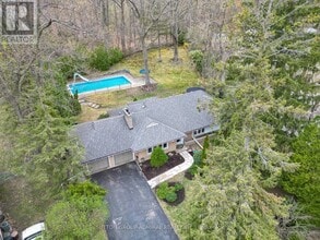 Building Photo - 97 Valecrest Dr