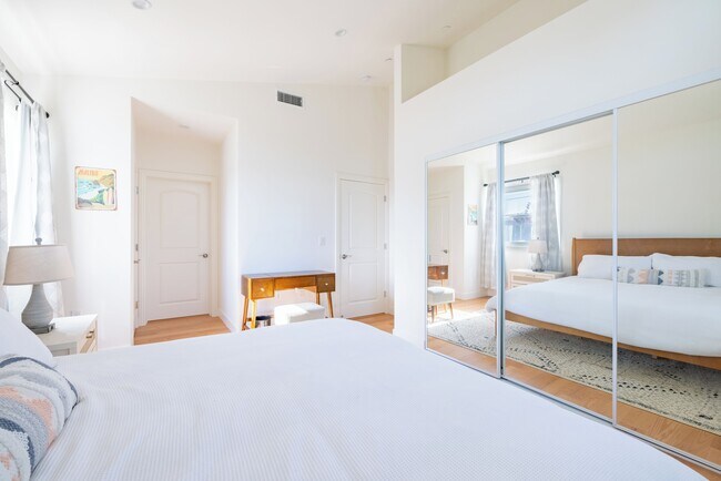 Dormitorio principal - 6726 Wandermere Rd