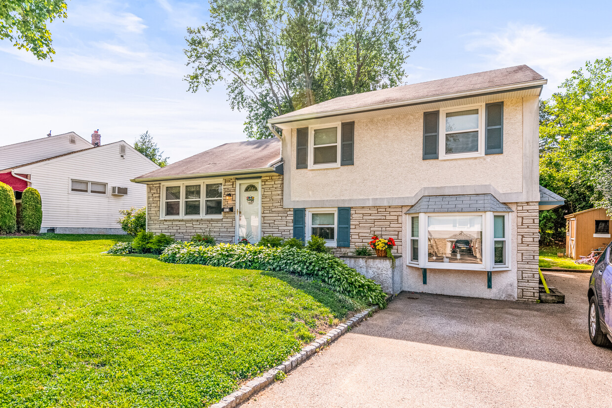 Primary Photo - 313 Williams Rd