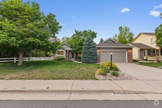 Building Photo - 372 Tacanecy Dr