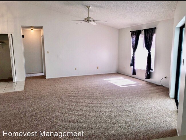 Building Photo - 2 br, 2 bath House - 5404 E. Sacramento Court