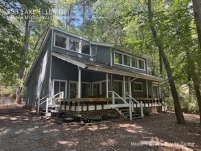 Building Photo - 153 Lake Ellen Dr