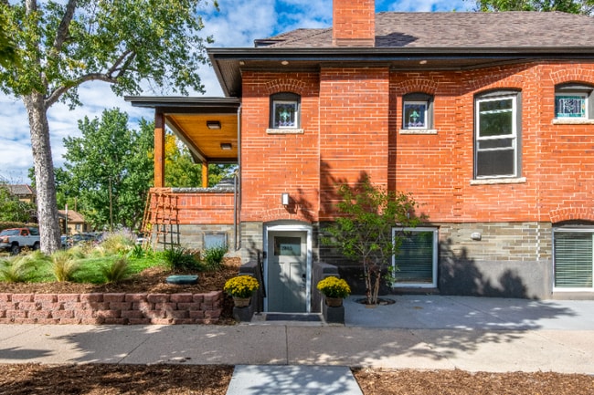 Photo - 3903 N Bryant St Apartment