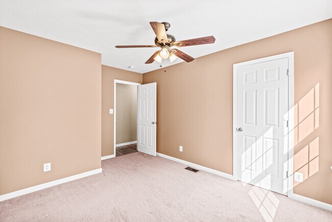 Foto del edificio - 8536 Passapatanzy Rd