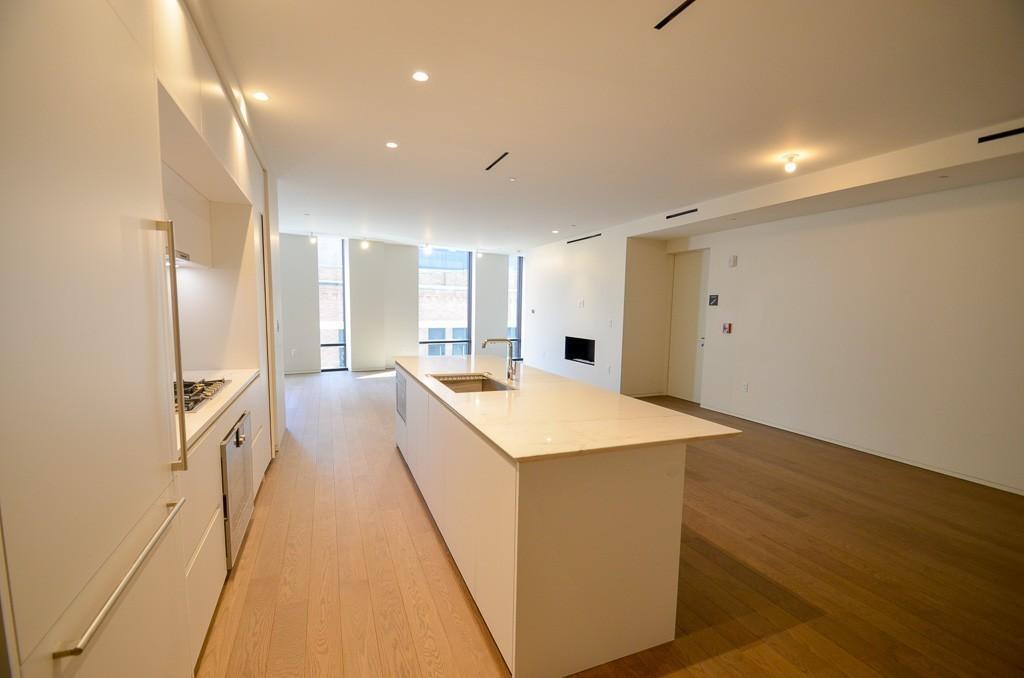 Primary Photo - 10 Farnsworth St