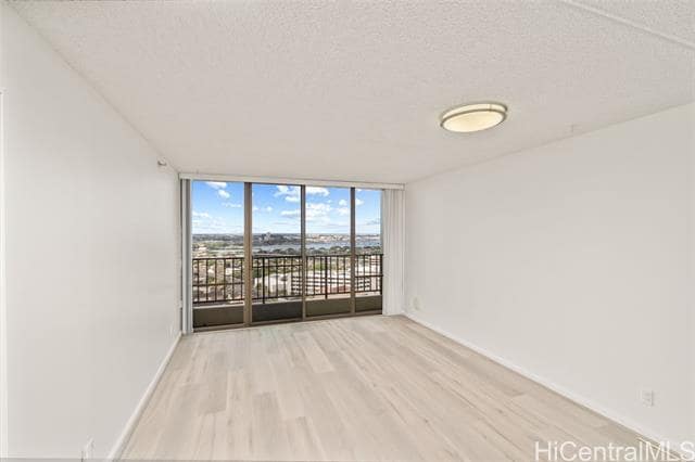 Building Photo - 98-402-402 Koauka Loop