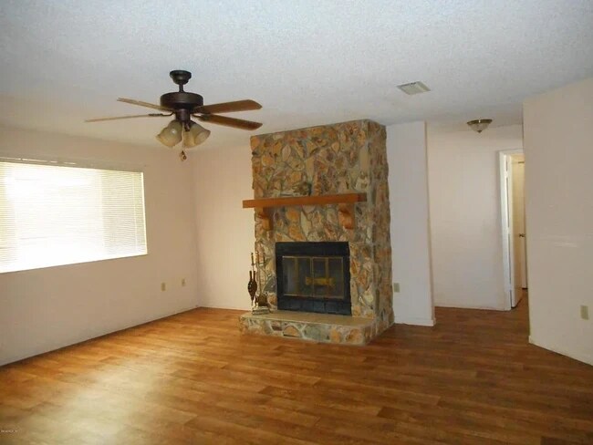 Foto del edificio - 10962 SW 84th Ave