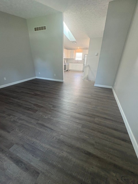LR view to Kitchen - 2281 Joshua Cir