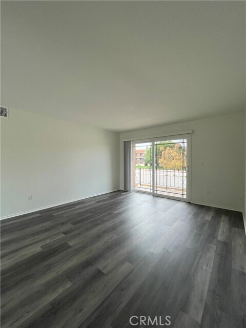 Building Photo - 21712 Brookhurst St