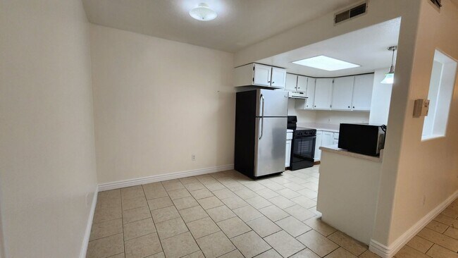 Foto del edificio - 1268 W 1480 N St