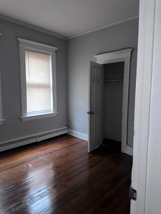 Foto del edificio - 442 Carroll Ave