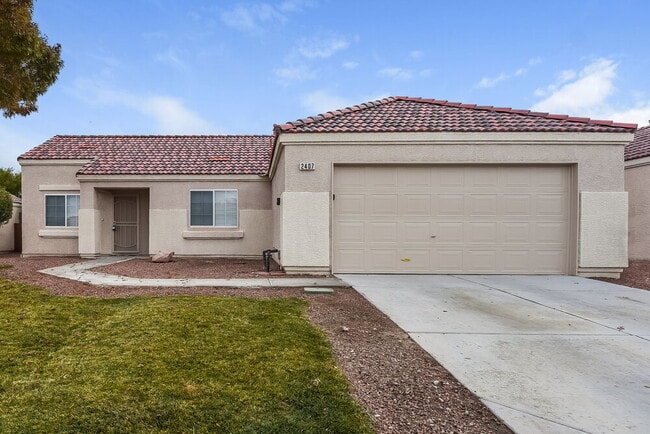 Building Photo - 2407 Tropical Sands Ave