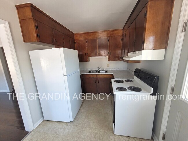 Foto del edificio - 1109 Mountain View Rd