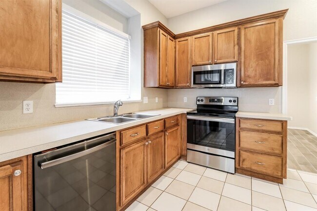 Foto del edificio - 1125 Oak Creek Dr