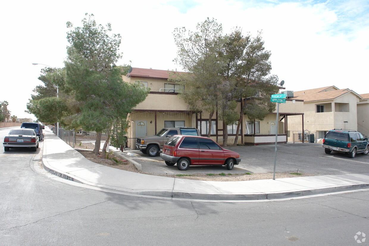 Primary Photo - 6997 Appleton Dr