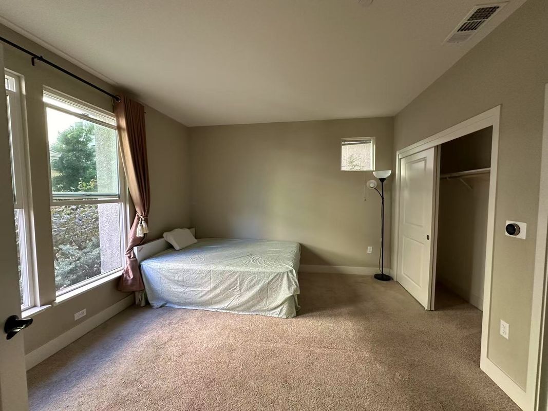 Foto principal - 2970 Stringham Wy