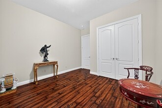 Building Photo - 15802 Pine Cone Ln