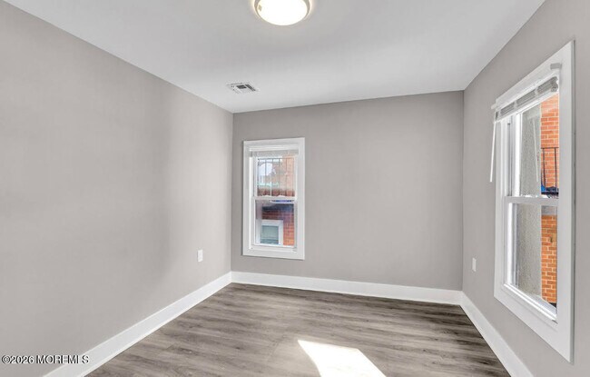 Foto del edificio - 700 Fifth Ave