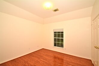 Building Photo - 17315 Marigold Dr