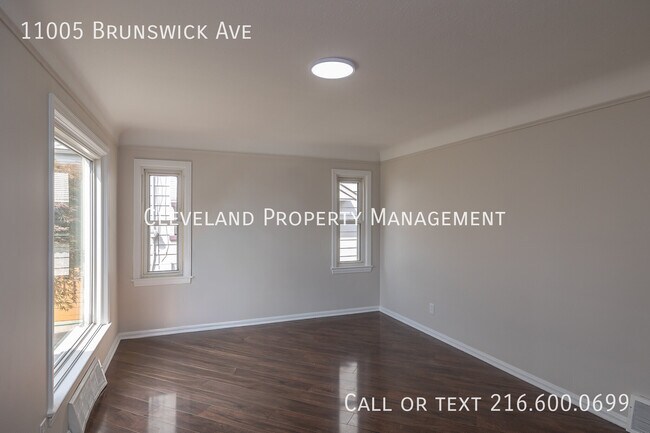 Building Photo - 11005 Brunswick Ave