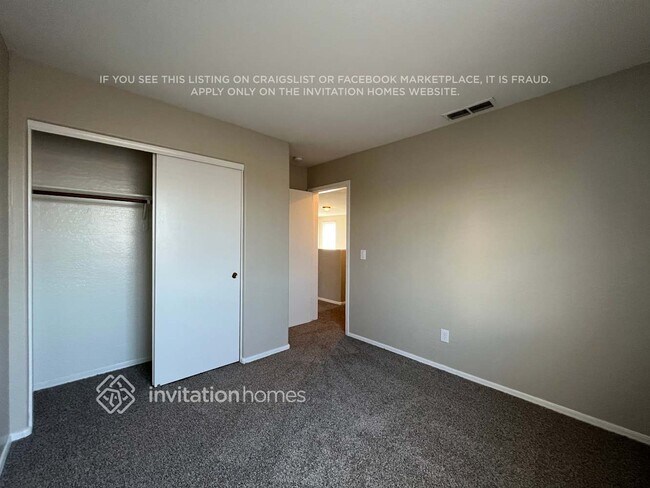 Foto del edificio - 11814 W Cortez St